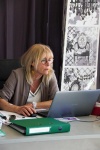 Christiane en plein travail sur l'A.E.I.